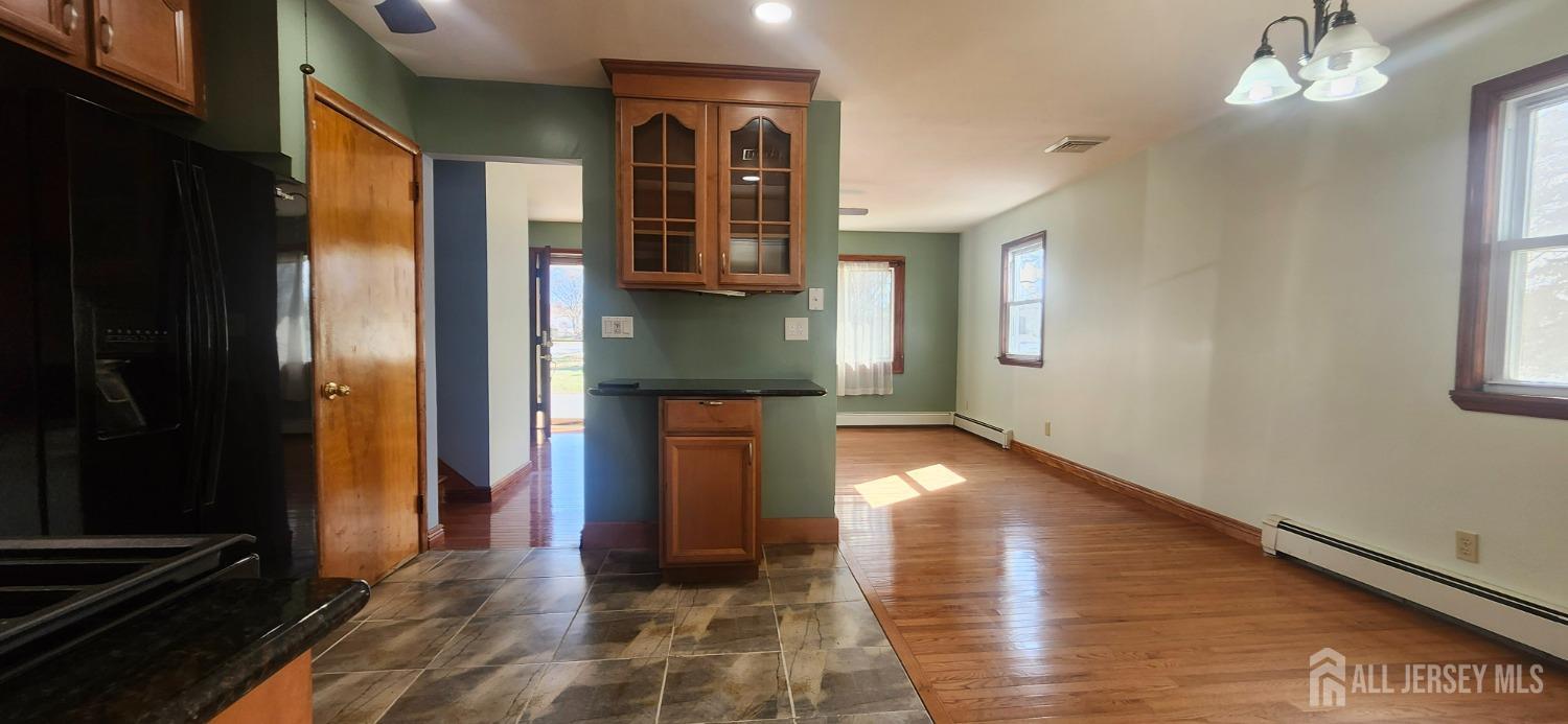 242 Hamilton Boulevard, Piscataway, New Jersey image 6