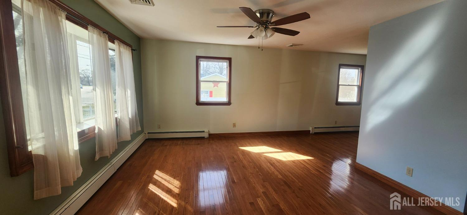 242 Hamilton Boulevard, Piscataway, New Jersey image 5
