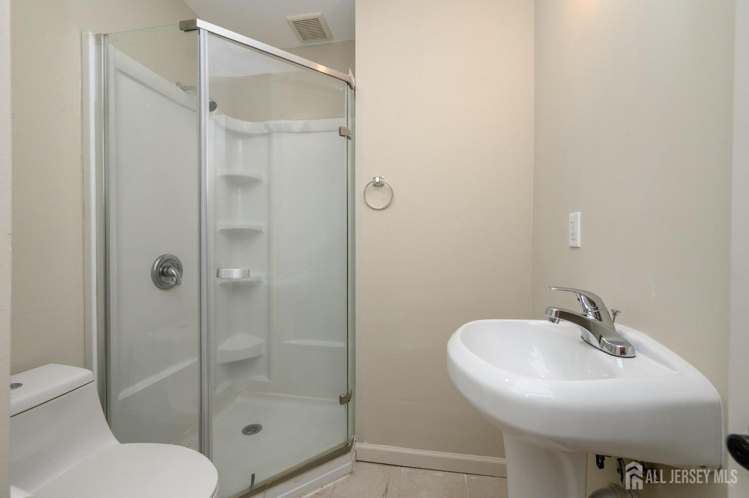 318 Sunnyside Terrace, Bridgewater, New Jersey image 13
