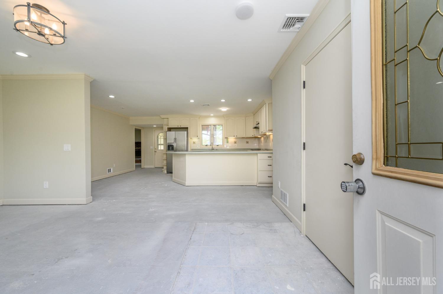 318 Sunnyside Terrace, Bridgewater, New Jersey image 22