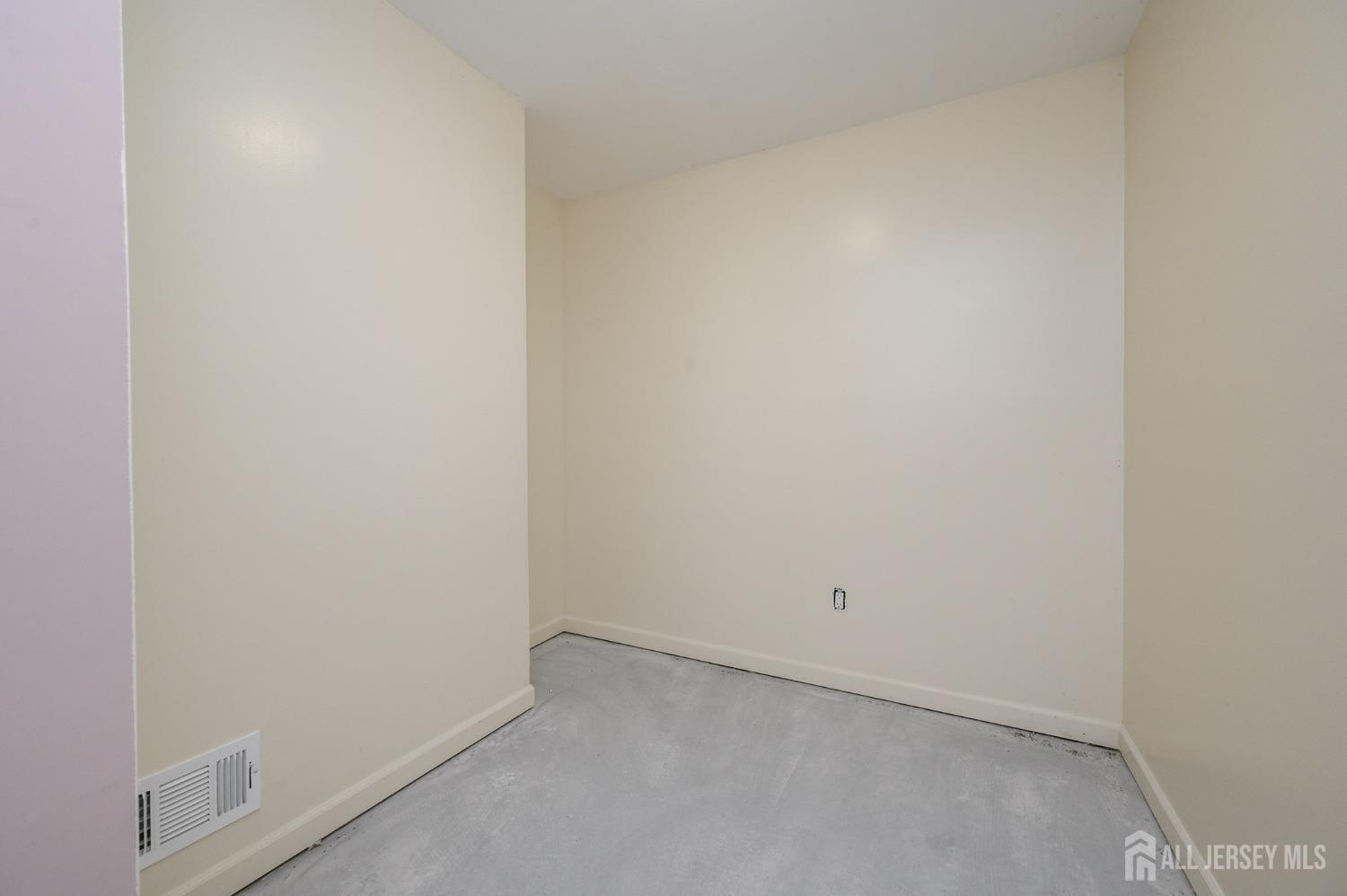 318 Sunnyside Terrace, Bridgewater, New Jersey image 34