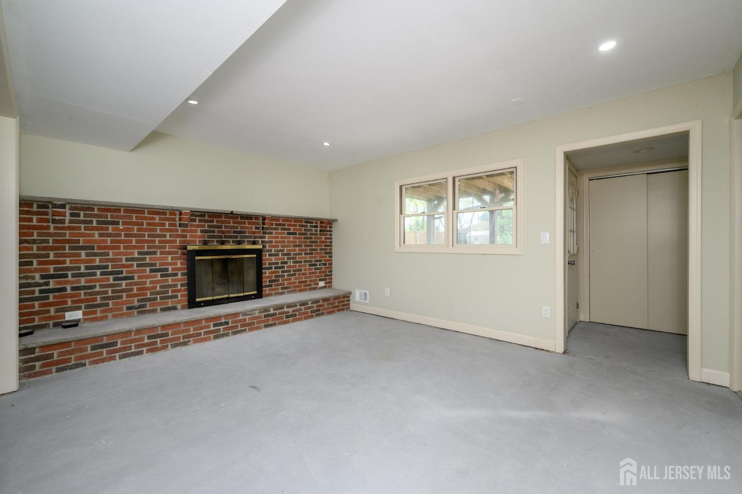 318 Sunnyside Terrace, Bridgewater, New Jersey image 17