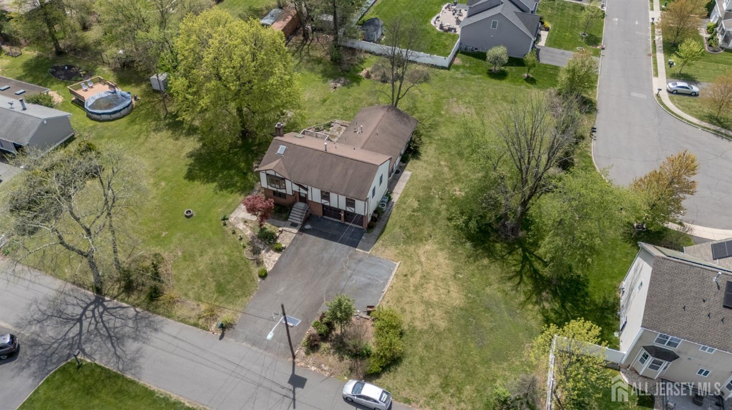 318 Sunnyside Terrace, Bridgewater, New Jersey image 44