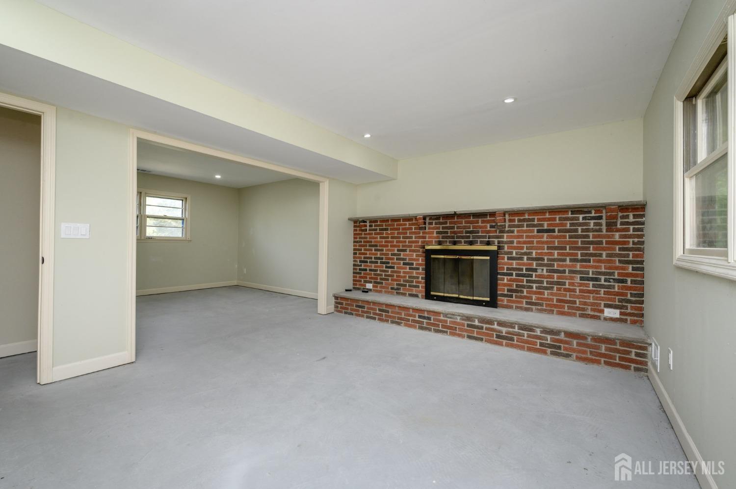 318 Sunnyside Terrace, Bridgewater, New Jersey image 18