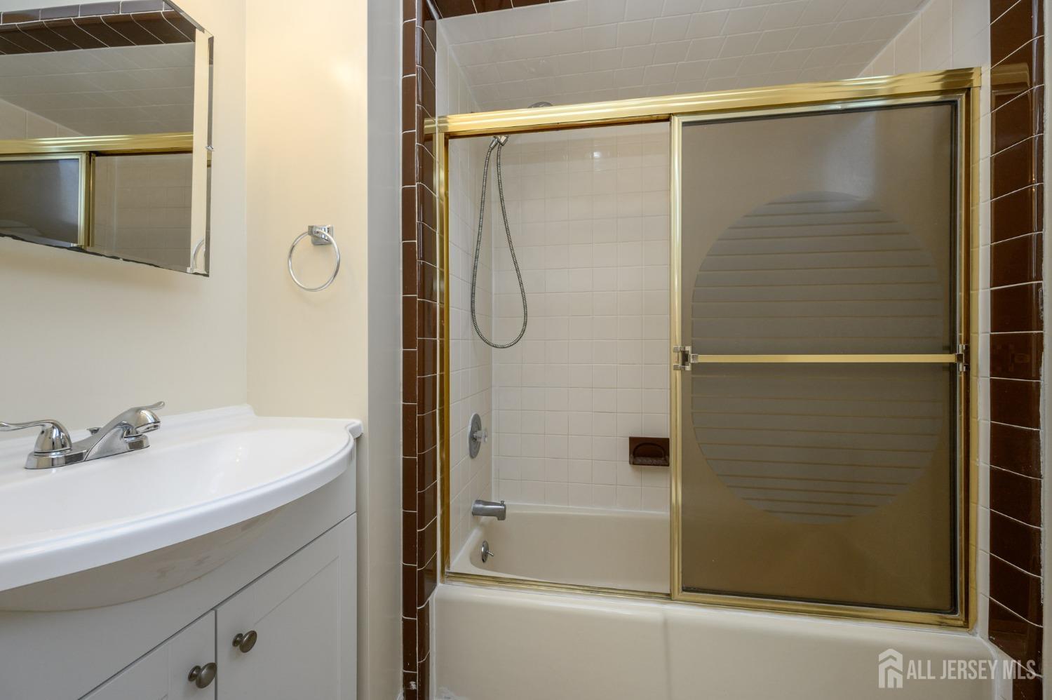 318 Sunnyside Terrace, Bridgewater, New Jersey image 16