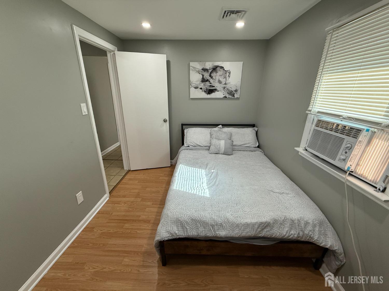 1026 Riverton Street, North Brunswick, New Jersey image 8
