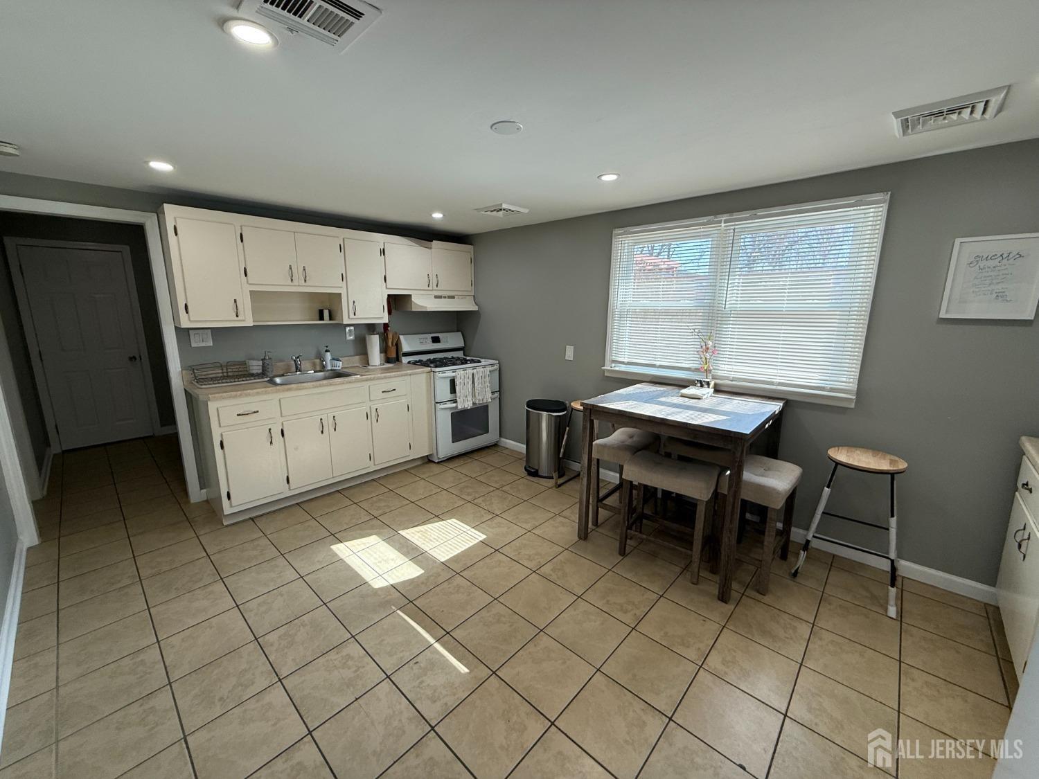 1026 Riverton Street, North Brunswick, New Jersey image 1