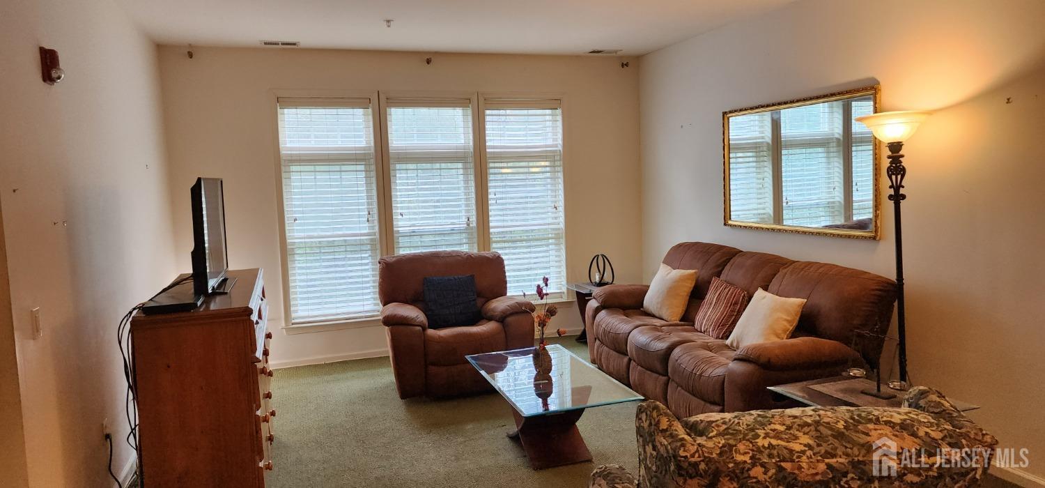 2207 Cedar Village Boulevard, East Brunswick, New Jersey image 12