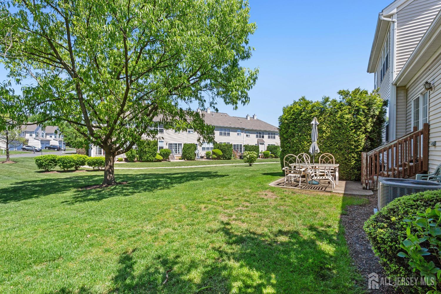 52 Straton Court, Sayreville, New Jersey image 8