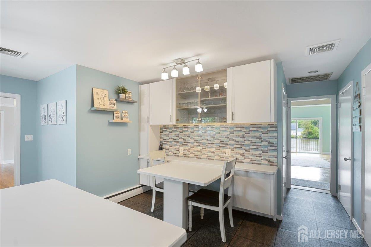 44 Lakeside Drive, Piscataway, New Jersey image 8