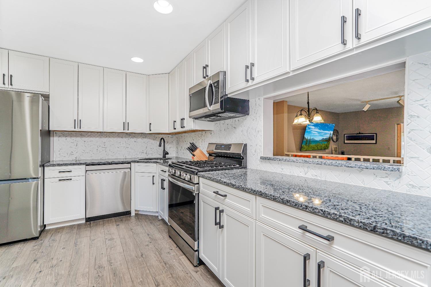 307 Palombi Court, East Brunswick, New Jersey image 3