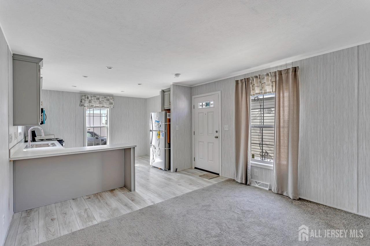 2505 Woodbridge Avenue, Edison, New Jersey image 10