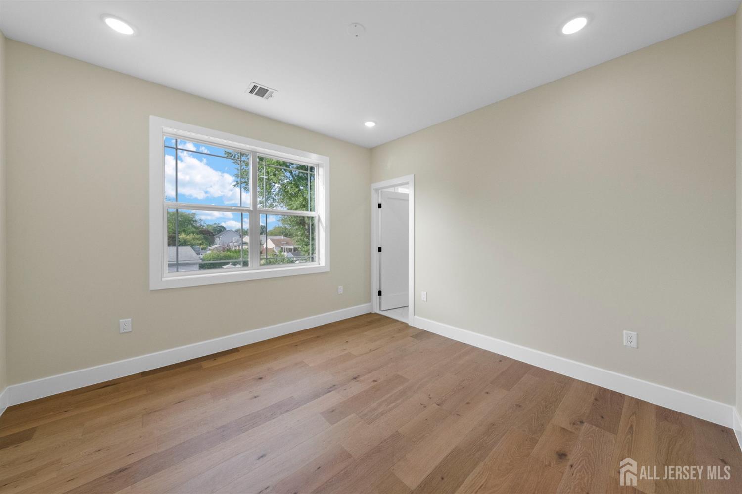 75 Jefferson Boulevard, Edison, New Jersey image 31