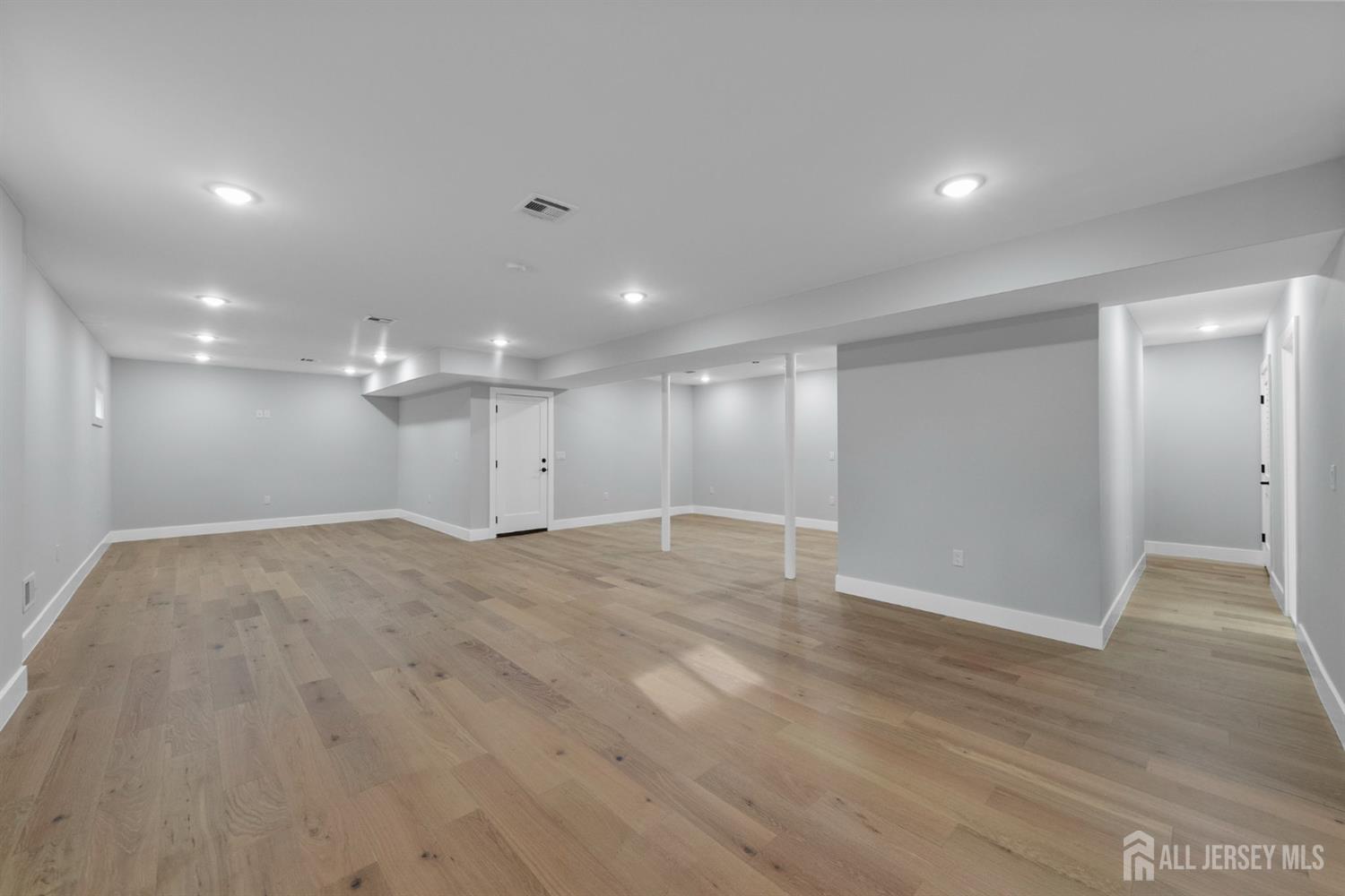 75 Jefferson Boulevard, Edison, New Jersey image 38