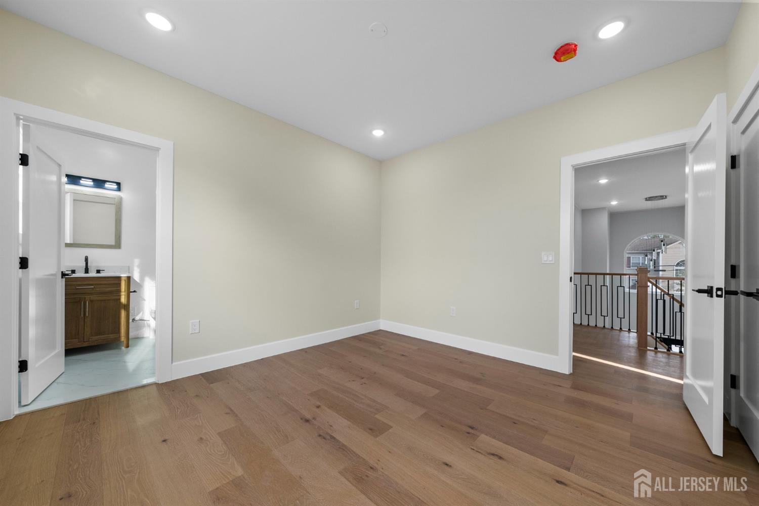 75 Jefferson Boulevard, Edison, New Jersey image 32