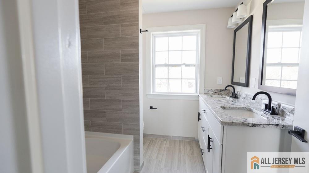 North Brunswick, New Jersey, 08850, United States, 5 Bedrooms Bedrooms, ,4 BathroomsBathrooms,Residential,Contingent,2036388