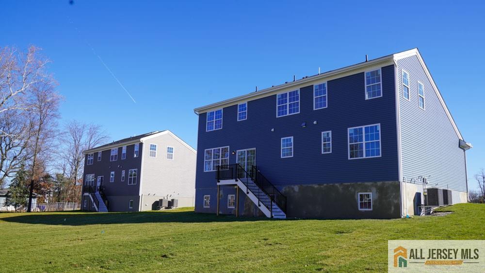North Brunswick, New Jersey, 08850, United States, 5 Bedrooms Bedrooms, ,4 BathroomsBathrooms,Residential,Contingent,2036388