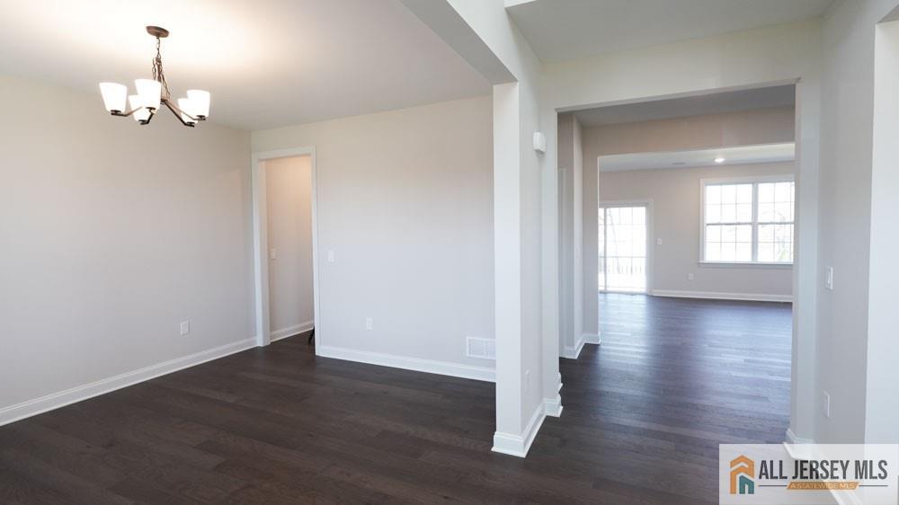 North Brunswick, New Jersey, 08850, United States, 5 Bedrooms Bedrooms, ,4 BathroomsBathrooms,Residential,Contingent,2036388