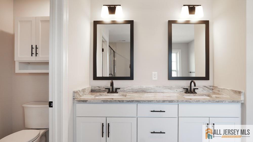 North Brunswick, New Jersey, 08850, United States, 5 Bedrooms Bedrooms, ,4 BathroomsBathrooms,Residential,Contingent,2036388