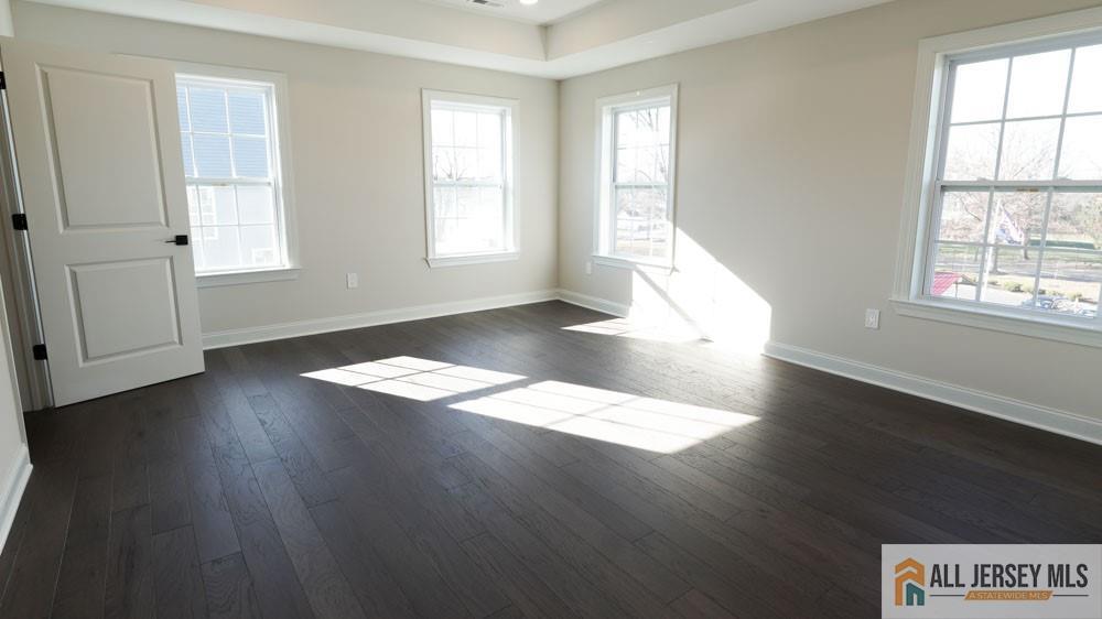 North Brunswick, New Jersey, 08850, United States, 5 Bedrooms Bedrooms, ,4 BathroomsBathrooms,Residential,Contingent,2036388