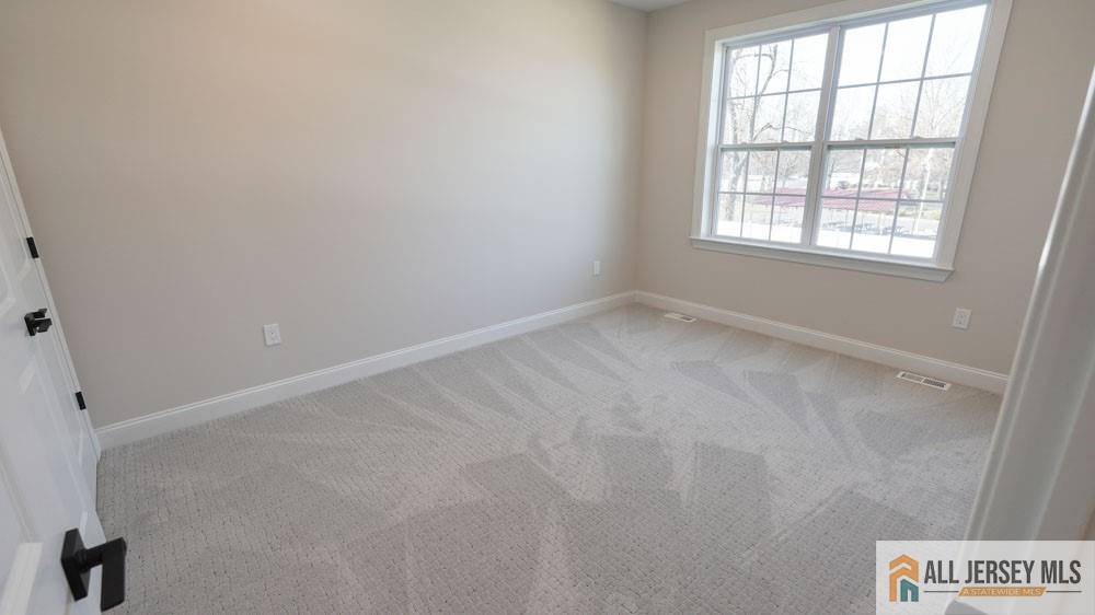 North Brunswick, New Jersey, 08850, United States, 5 Bedrooms Bedrooms, ,4 BathroomsBathrooms,Residential,Contingent,2036388