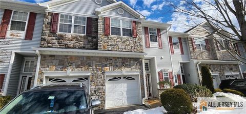 Condo For Sale - 17 Rondell Lane #190<br/> Old Bridge, NJ 08879
