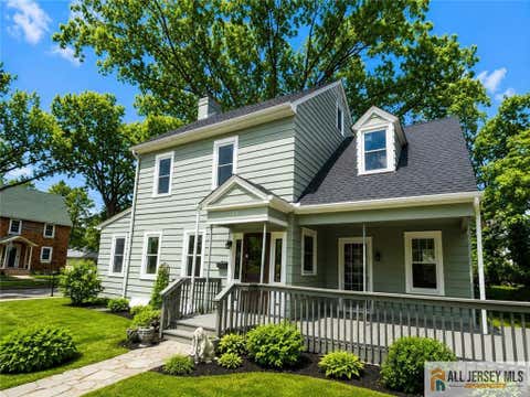 Homes For Rent - 161 Nichol Avenue<br/> New Brunswick, NJ 08901