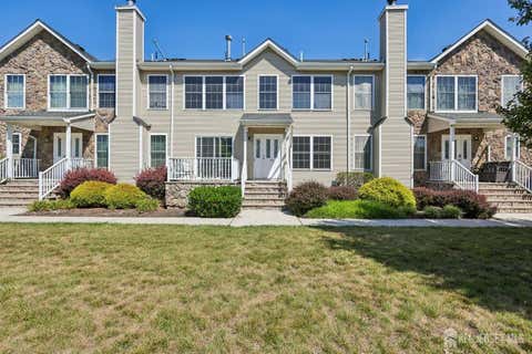 Condo For Sale - 64 Chariot Court<br/> Piscataway, NJ 08854