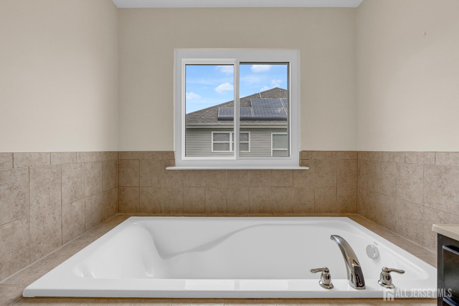51 N Smith Street, Avenel, New Jersey image 28