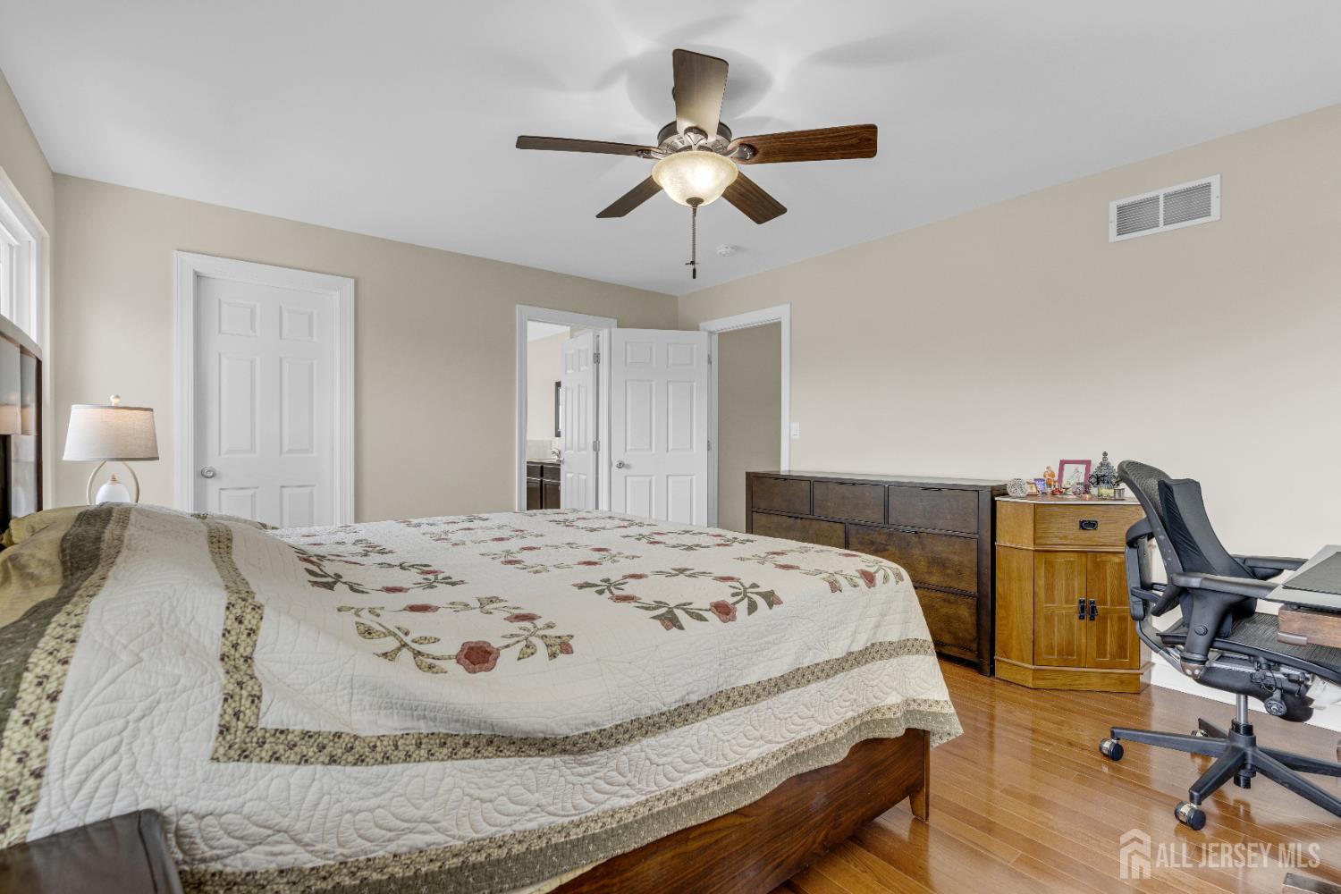 51 N Smith Street, Avenel, New Jersey image 30