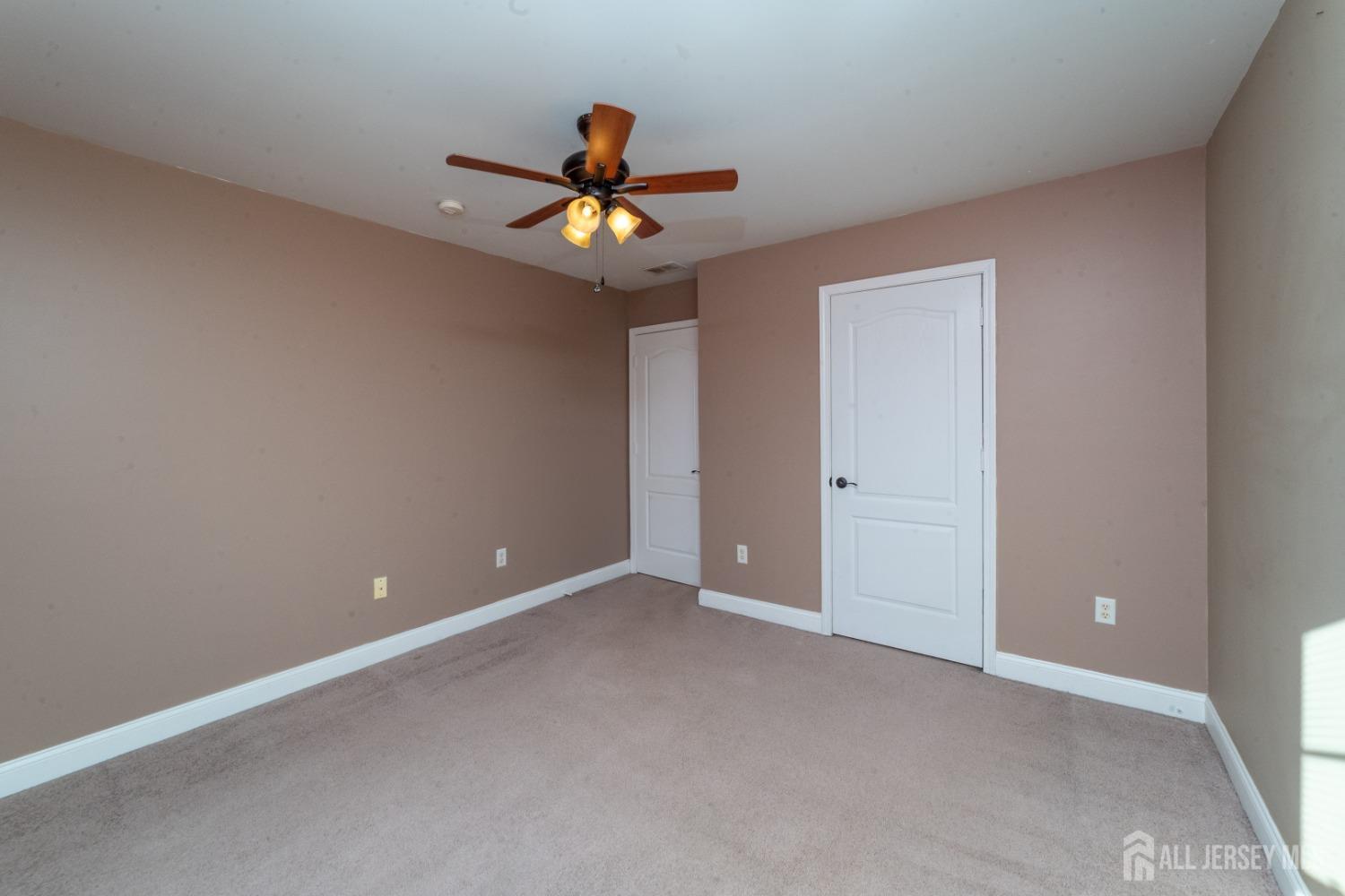 636 Woodland Avenue, South Amboy, New Jersey image 28