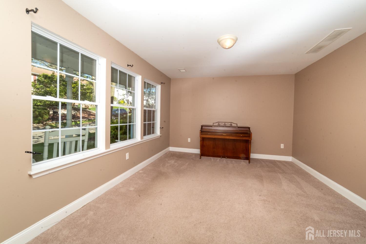 636 Woodland Avenue, South Amboy, New Jersey image 11