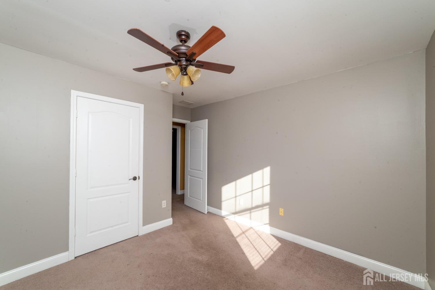 636 Woodland Avenue, South Amboy, New Jersey image 29
