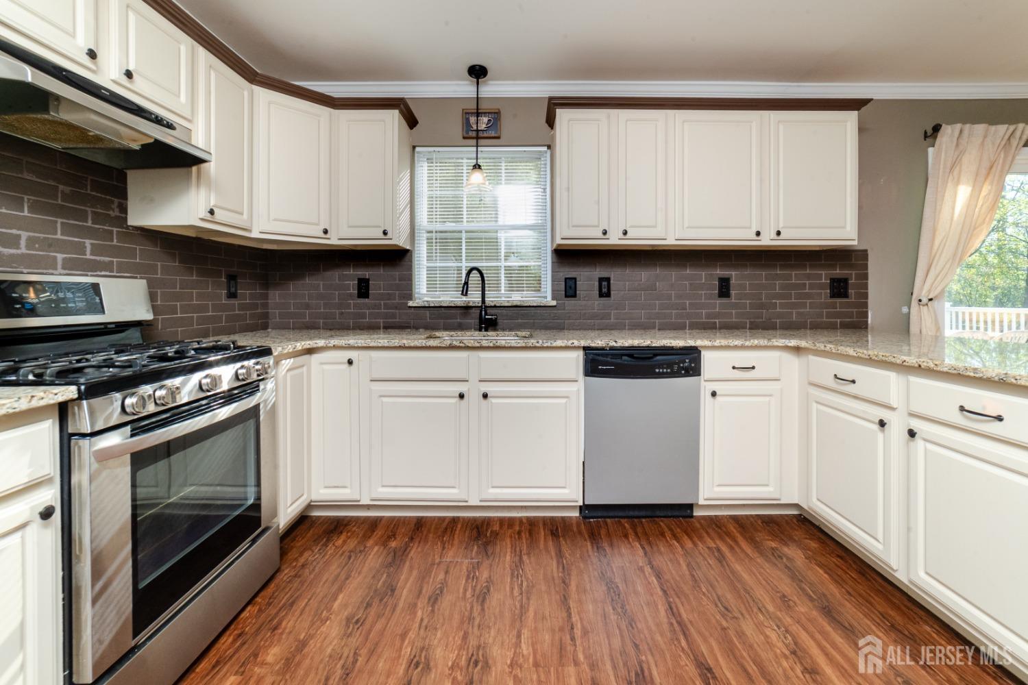 636 Woodland Avenue, South Amboy, New Jersey image 4