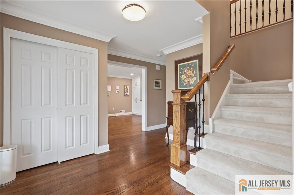 16 Clinton Court, Plainsboro, New Jersey image 6