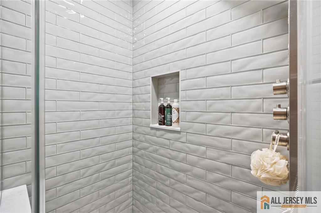 16 Clinton Court, Plainsboro, New Jersey image 20