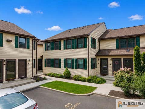 Condo For Sale - 50 Prospect Street #50-11<br/> Middlesex County, Metuchen, NJ 08840