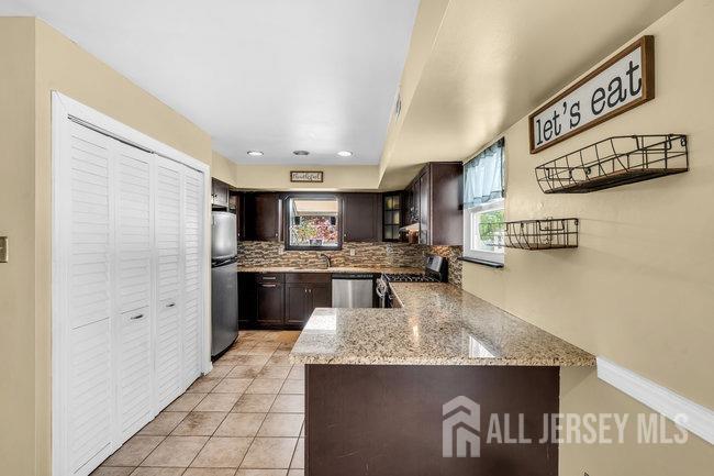 10 Barre Drive, Howell, New Jersey image 12