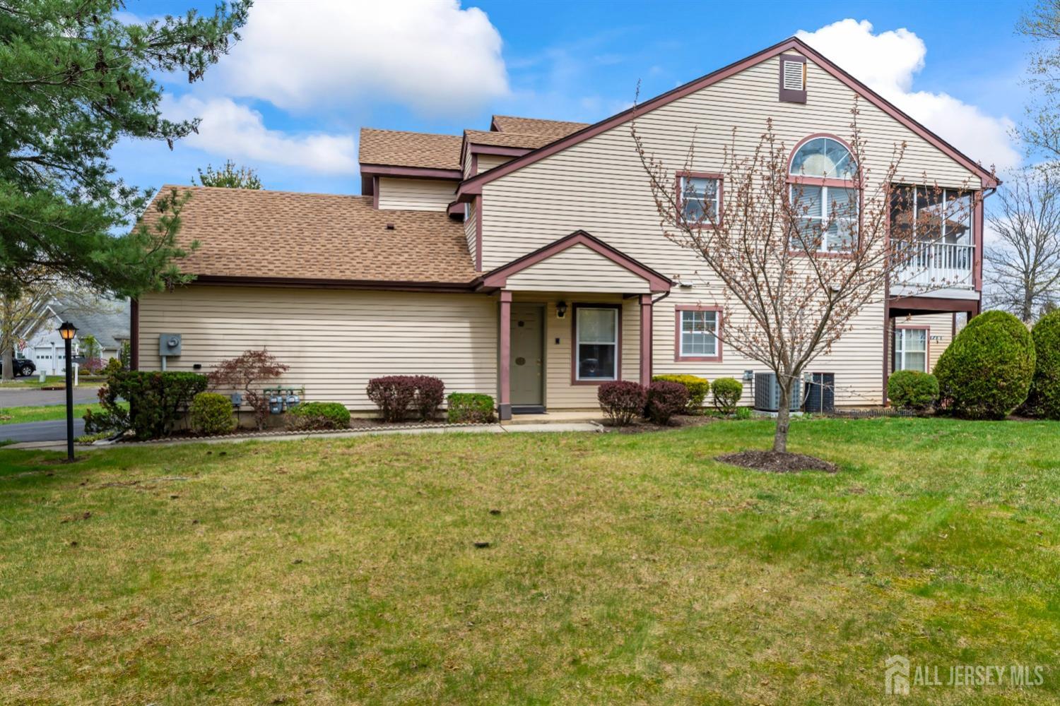 16 Andrew Johnson Drive #C, Monroe Township, New Jersey image 1