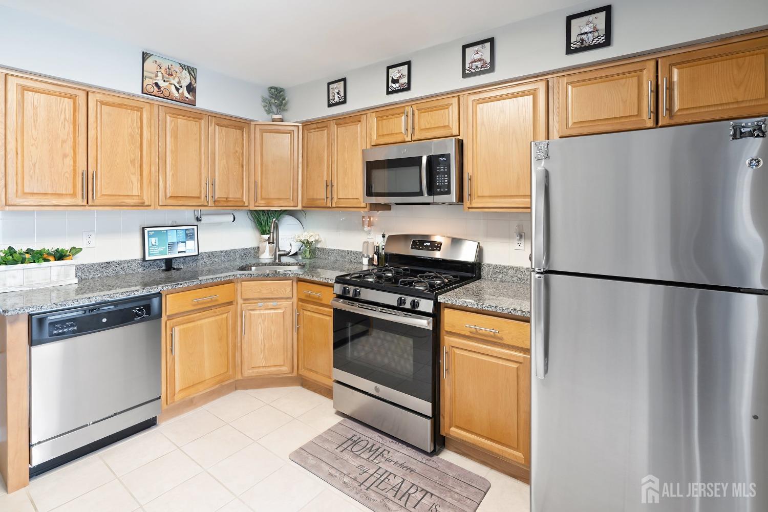 938 Thomas Avenue, North Brunswick, New Jersey image 17
