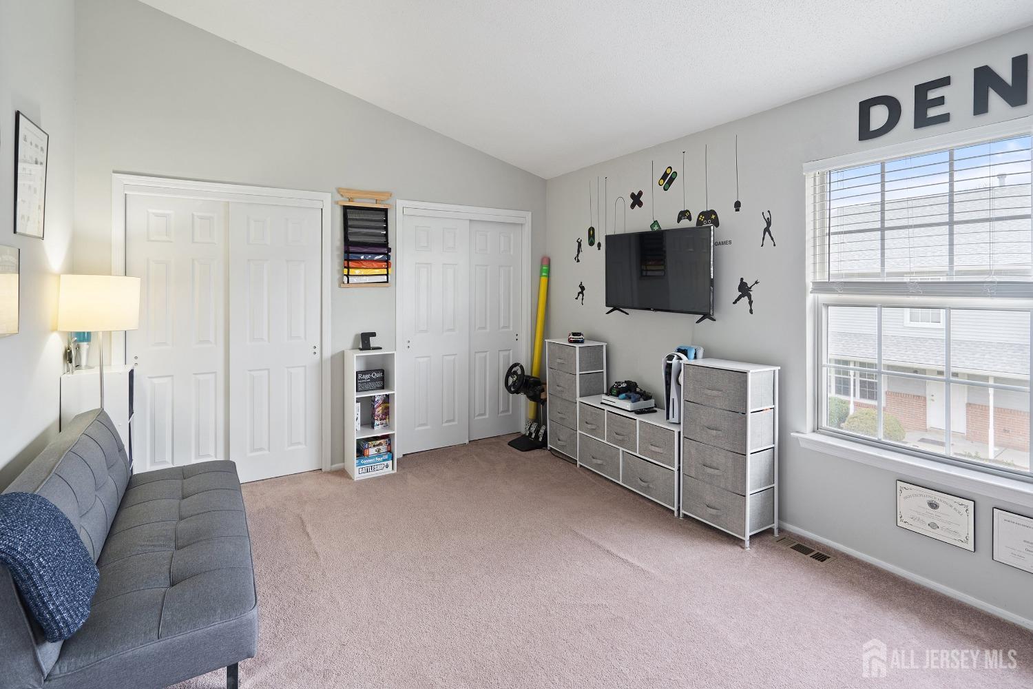 938 Thomas Avenue, North Brunswick, New Jersey image 32