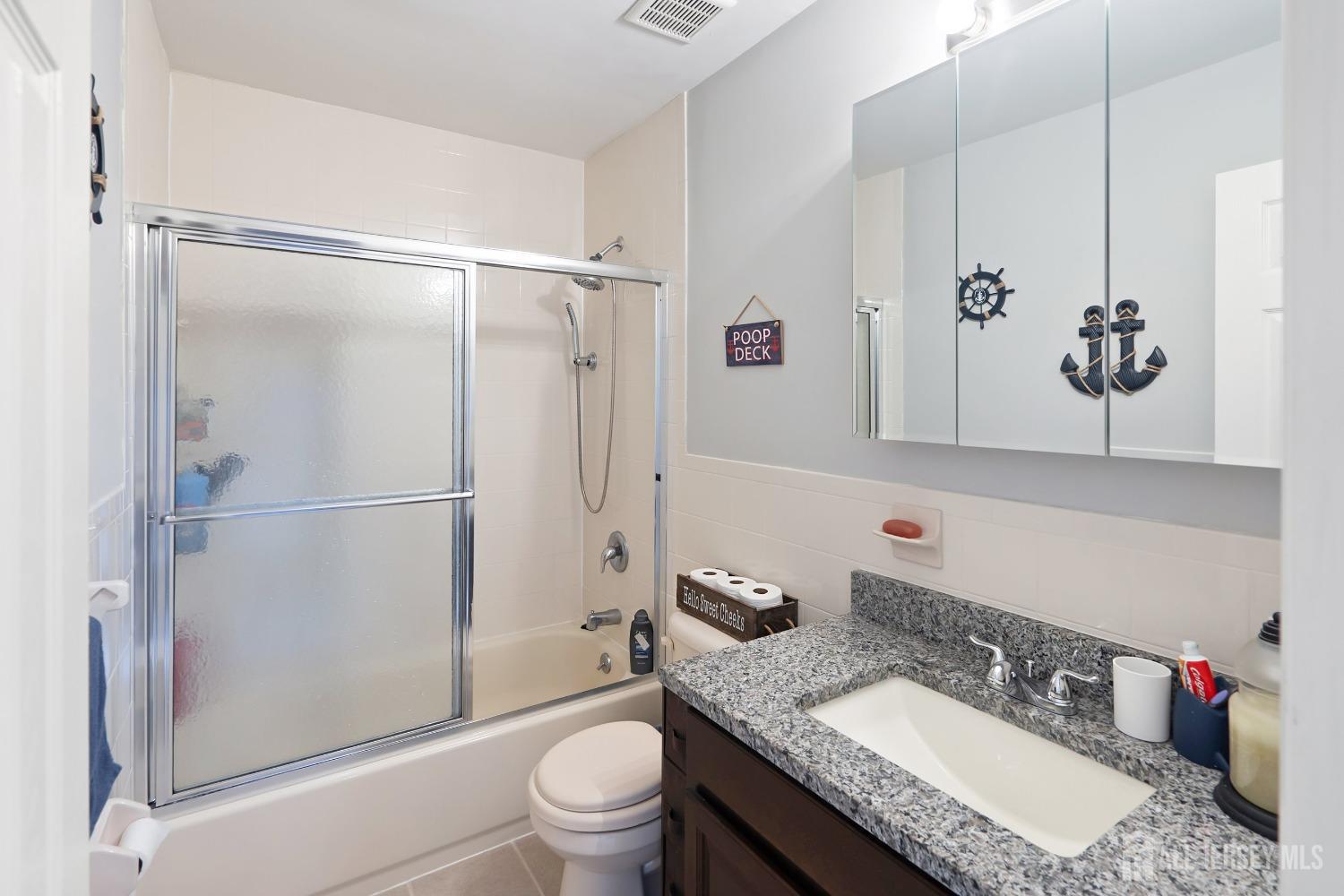 938 Thomas Avenue, North Brunswick, New Jersey image 28