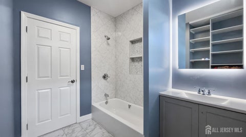 Apartment For Rent - 19 Newfield Street<br/> Essex County, East Orange, NJ 07017