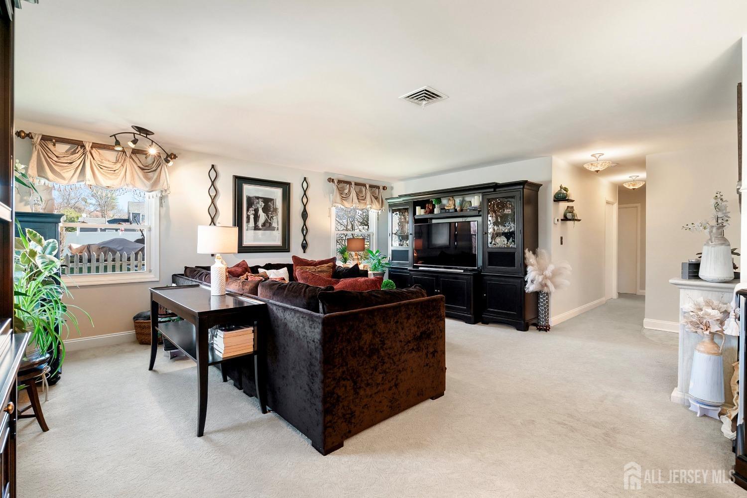 111 Fordham Drive, Aberdeen, New Jersey image 10