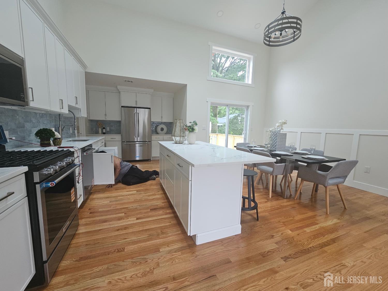35 Lydia Lane, Edison, New Jersey image 5
