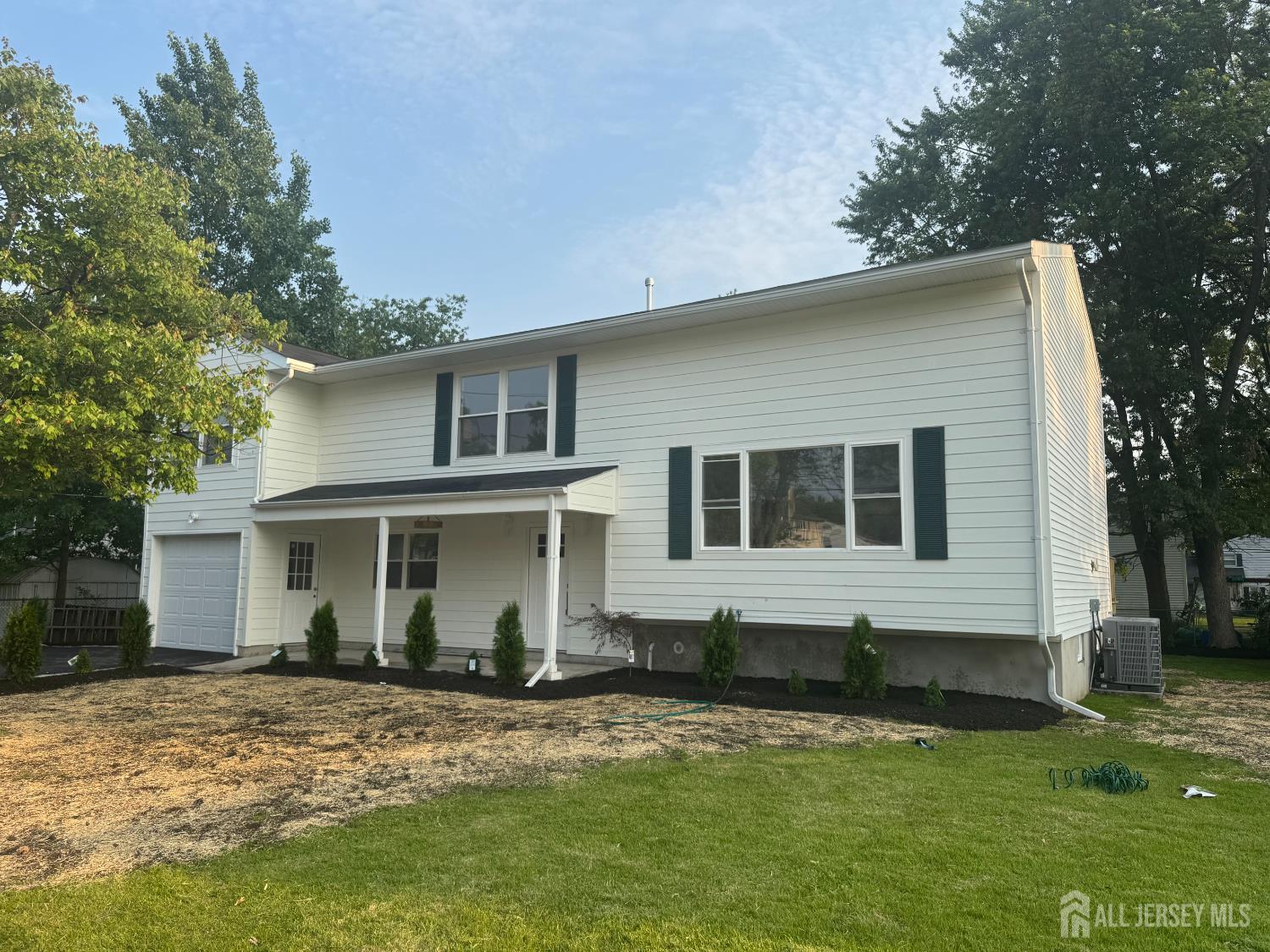35 Lydia Lane, Edison, New Jersey image 1