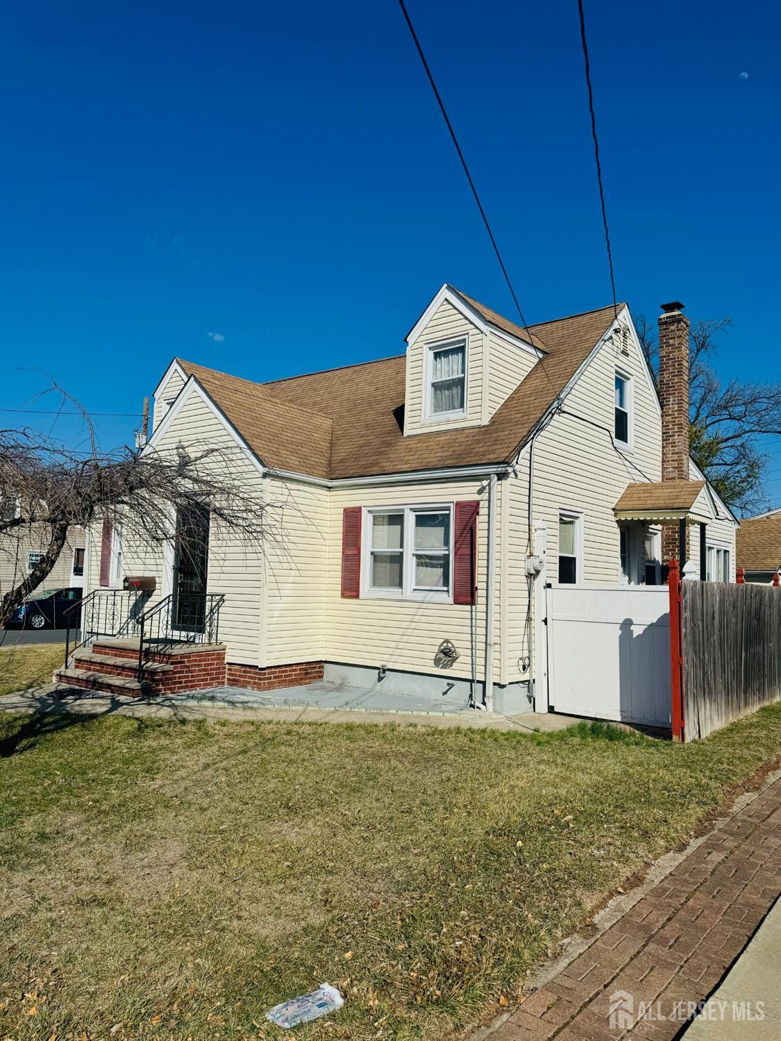 64 Post Boulevard, Carteret, New Jersey image 2