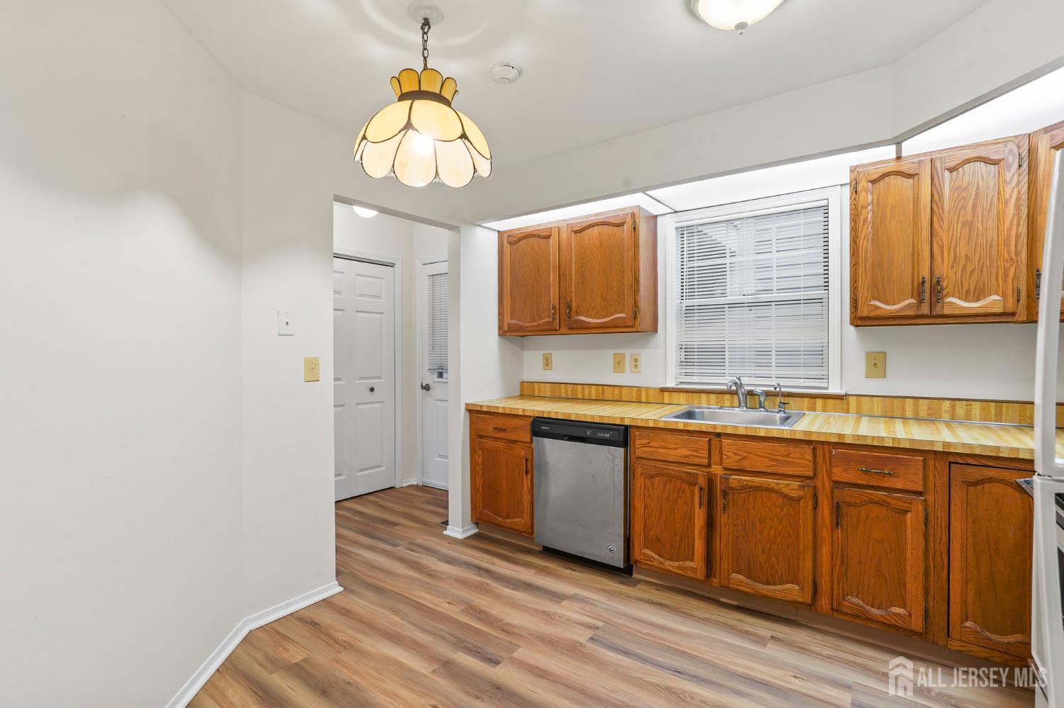 123 Concordia Circle #G, Monroe Township, New Jersey image 3