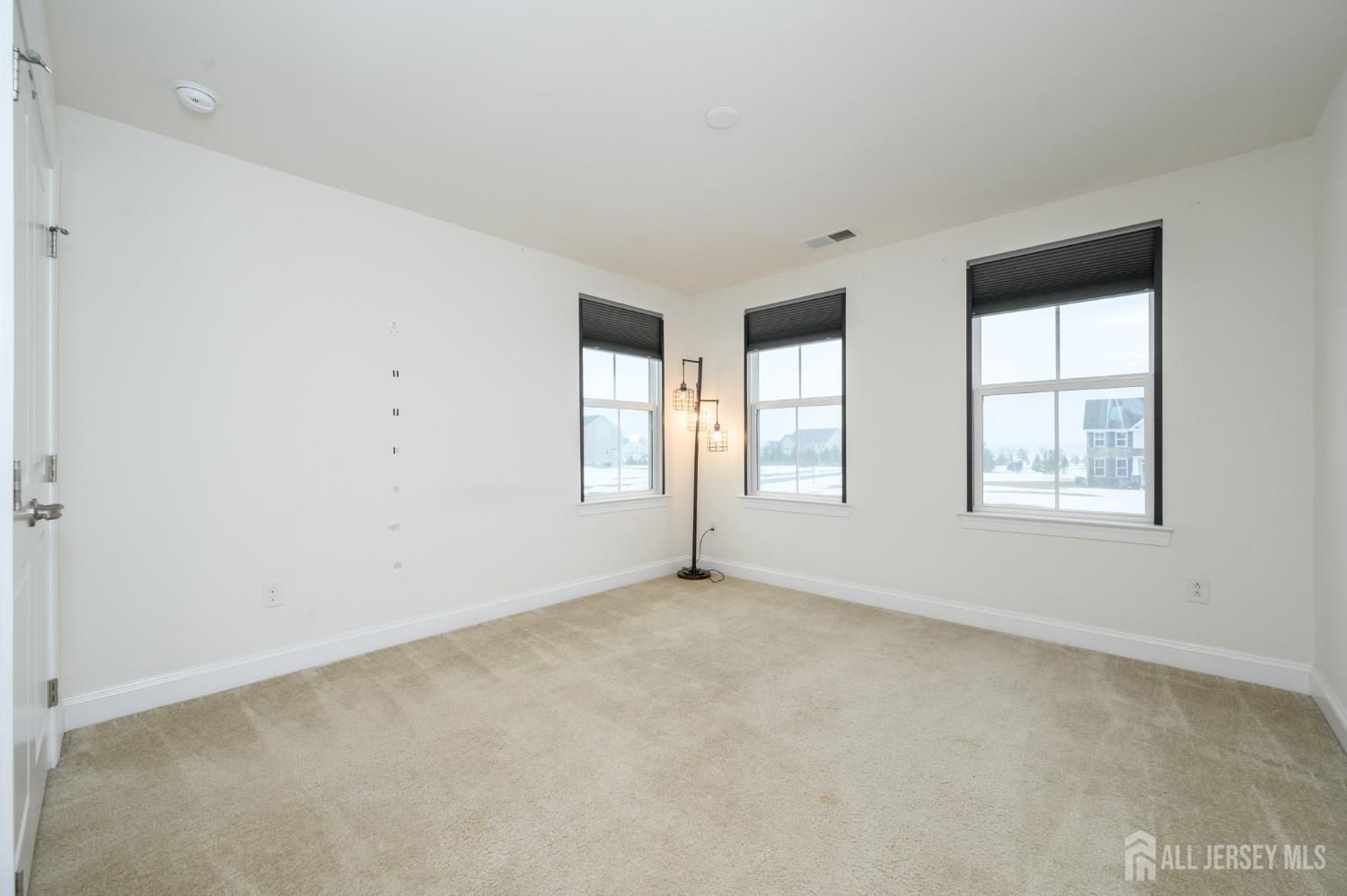 Allentown, New Jersey, 08501, United States, 4 Bedrooms Bedrooms, ,5 BathroomsBathrooms,Residential,Active,2025204