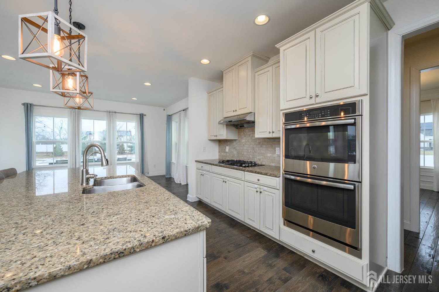 Allentown, New Jersey, 08501, United States, 4 Bedrooms Bedrooms, ,5 BathroomsBathrooms,Residential,Active,2025204